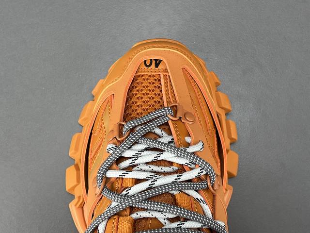 渠道优势 ！ 外贸版 巴黎世家 Balenciaga巴黎世家 Track 1.0 Trail Laces 圆头系带 低帮 生活休闲鞋 男款 橙色 尺码35-46