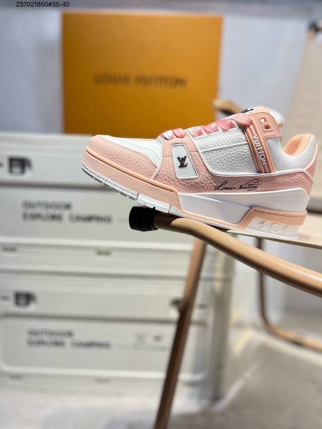 广东原产# 路易威登 Louis Vuitton Lv路易威登板鞋 新款 Lv Trainer最新配色运动鞋 L家 篮球鞋风格运动鞋 该鞋由艺术总监 Virgi