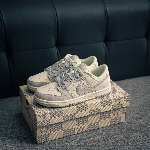 核心私 Nike Dunk 全套原楦原模倾力打造完美版型 独家原厂航空铝磨具打磨大底 鞋头坡度极致还原 无解鞋型 原盒原配 圈内天花板工艺 原厂冲刀 超高清洁度