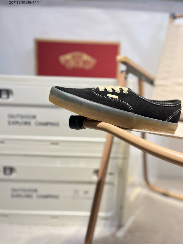 Vanssk8-Low万斯范斯官方 经典复古休闲运动板鞋，高端支线原始硫化工艺，艺术来源于生活成为了Vans美学的个性潮流标志，代表着光和希望，让你变得更加明亮