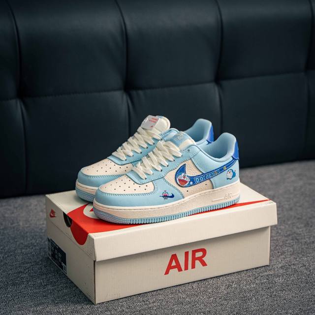 核心私 Air Force 1 原装级别 原楦头原纸板 打造纯正空军版型专注外贸渠道 全掌内置蜂窝气垫 原盒配件 原厂中底钢印、拉帮完美 货号：Df0188 0