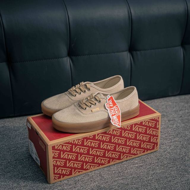 核心私 新款出货 Vans premium Authentic麂皮复古半透明包边男女休闲鞋低帮板鞋 黑色 米色 尺码：35 36 36.5 37 38 38.5