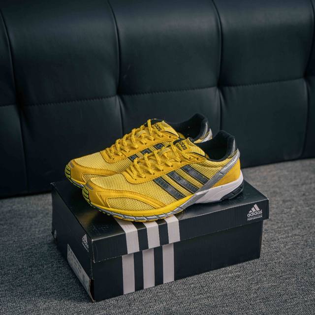 核心私 Adidas Adios Neftenga 阿迪透气轻盈低帮跑步鞋 货号：Jh9740 尺码：36 36.5 37 38 38.5 39 40 40.5