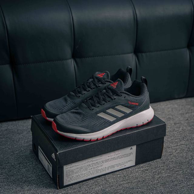 核心私 阿迪达斯Adidas Duramo 8 M缓震大底 夏季新款 透气网面 男士休闲慢跑鞋 货号：Ba4656 尺码：40 40.5 41 42 42.5