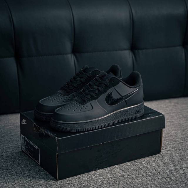 核心私 Air Force 1 原装级别 原楦头原纸板 打造纯正空军版型专注外贸渠道 全掌内置蜂窝气垫 原盒配件 原厂中底钢印、拉帮完美 货号：Aj3664 0