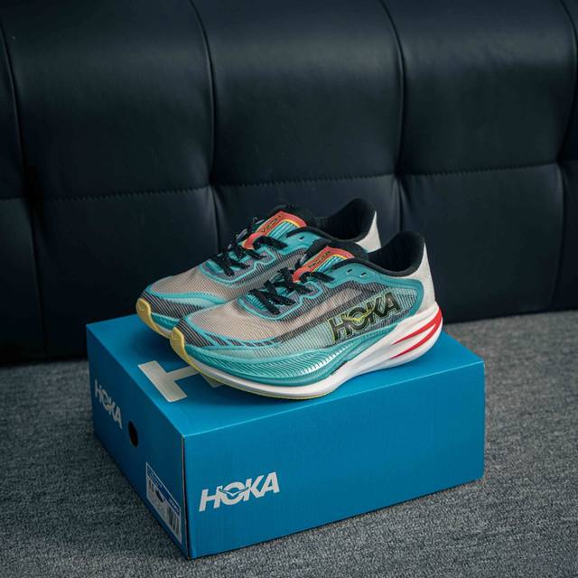 核心私 Hoka One One Cielo X1 专业竞速减震防滑耐磨训练跑步鞋 货号：1 53 尺码：36 36.5 37.5 38 38.5 39 40