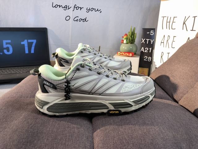公司级Hoka One One Mafate Speed 2 Low 轻量低帮户外越野跑鞋 户外山脉越野轻量运动跑鞋 鞋面用轻的无缝架构 鞋带用了弹性不易松脱的