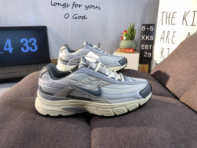 真标半码Nike Initiator 舒适百搭 防滑耐磨透气 低帮 生活休闲鞋 货号:394055-001。65Xkse6128 尺码:36 36.5 37.5