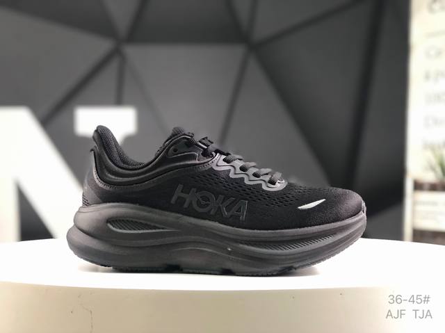 小红书推荐 Hoka W Bondi 9全新配色 这个品牌来自于新西兰的毛利语，Hoka表示大地，One One表示飞越，连起来就是飞越地平线，One One不