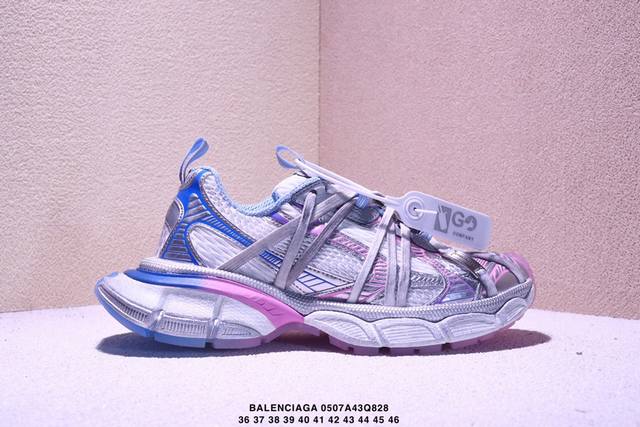 公司级Balenciaga 巴黎世家 采用环保再生超纤革与网眼织物鞋面材质 原鞋一致重度做旧效果 ，全原装Eva环保去臭环型鞋垫，全新开发5层私模,搭载轻量发泡