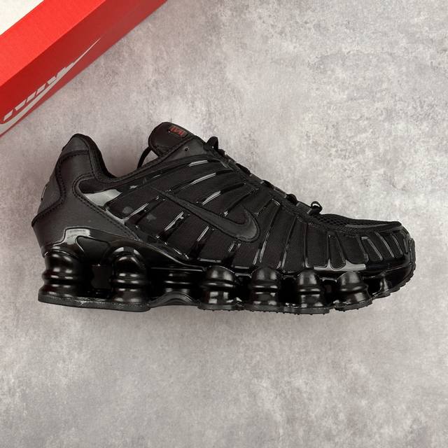 本地 核心私 Nike Shox Tl 全掌气柱缓震休闲运动跑步鞋 13柱令机械力学缓震性能跃升新层次。采用透气网眼鞋面和全掌型 Nike Shox 技术，革新