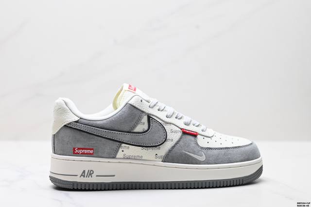 真标耐克Nike Air Force 1’07空军一号低帮百搭休闲运动板鞋。柔软、弹性十足的缓震性能和出色的中底设计，横跨复古与现代的外型结合，造就出风靡全球三