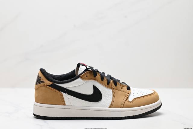公司级Nike Air Jordan 1 Retro Low Og Aj1乔1低帮休闲板鞋 同步官方配色 头层皮打造 正确满胶鞋垫 四线拉帮 原厂织唛标 鞋舌高