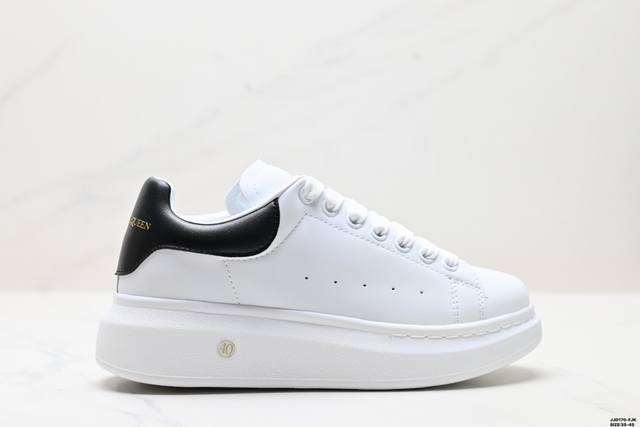 真标意大利高奢品牌Alexander Mcqueen亚历山大 麦昆 Sole Leather Sneakers低帮时装厚底休闲运动小白鞋 货号:553770 W