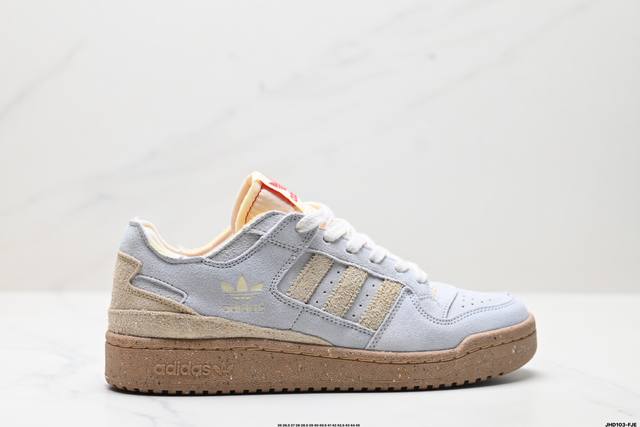 公司级Adidas Forum 84 Low 阿迪达斯 低帮百搭潮流休闲运动板鞋 以复古篮球鞋的外形为基础 采用皮革拼接 简约百搭 更加贴合舒适 中底内侧网格造