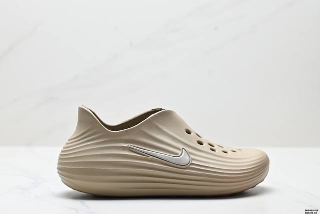 公司级Nike Reactx Rejuven8 耐克 简约舒适 洞洞鞋 由兼具轻便性和耐用性的Eva泡沫打造 拖鞋的外观十分吸引人 融合了舒适与时尚的元素 延续