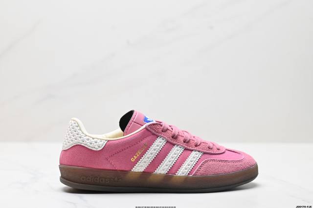 真标Adidas Originals Gazelle Indoor 阿迪达斯 三叶草休闲防滑耐磨低帮板鞋 官方货号:Ig3677 尺码:36 36.5 37 3
