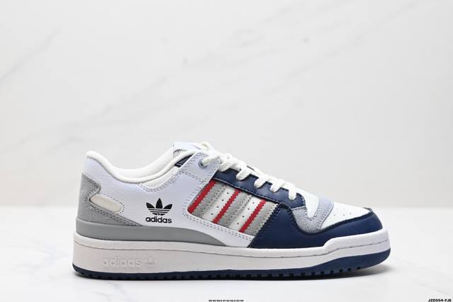真标Adidas Forum Low Cl三叶草低帮 经典魔术贴复古板鞋 男女潮流头层皮休闲鞋 官方货号:J P13040 尺码:39 40 40.5 41 4