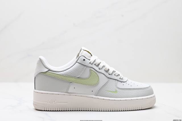 公司级Nike Air Force 1‘07 原楦头原纸板 打造纯正低帮空军版型 专注外贸渠道 全掌内置蜂窝气垫 原盒配件 原厂中底钢印、拉帮完美 货号:Lb3