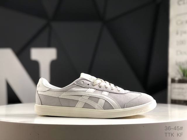 亚瑟士 Onitsuka Tiger Tokuten 复古低帮休闲跑鞋 鞋跟 鞋舌处印有鬼塚虎特有的品牌Logo标志提升品牌的认知度 柔软内里材质 穿着更加舒适