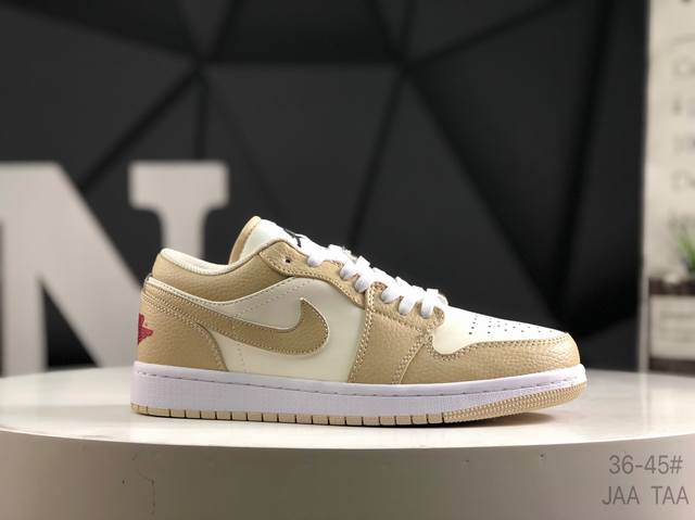 真标带半码 耐克 乔丹 Air Jordan 1 Low Aj1低帮系列篮球鞋 官方同步配色 原装级产物 #拒绝公底 立体鞋型 细节完美 高清洁度 货号：553