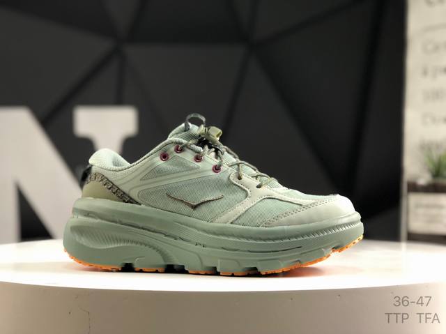 hoka One One Bondi B3 邦代 B3 低帮 黑色 男女同款 防滑耐磨低邦跑步鞋 始终致力于为所有跑者提供更新、更好的跑步装备。相比常规跑鞋，H