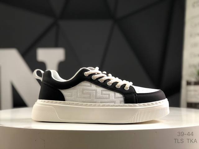 意大利时装奢饰品牌 古驰Gucci Screener Gg Sneaker经典原型厚底复古百搭板鞋 码数：如图右下角所示 Tls Tka