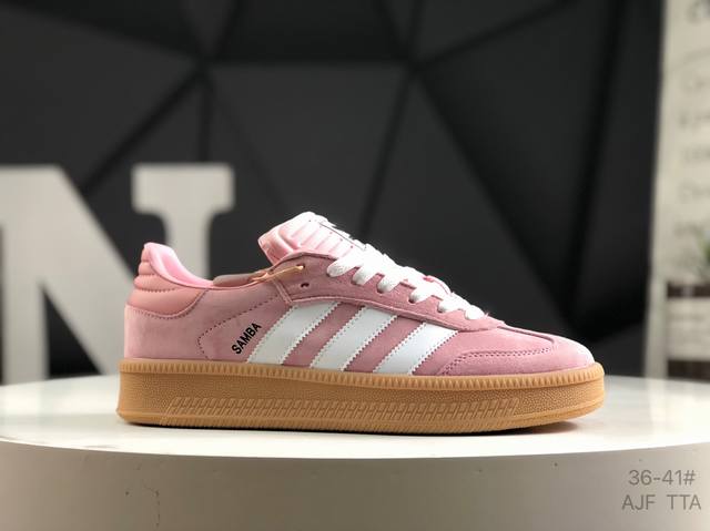 阿迪达斯 三叶草Adidas Samba Xlg 桑巴舞系列绅士德训足球风百搭低帮厚底增高休闲运动板鞋。货号：Ie1576 Size：如图所示 Ajf Tta