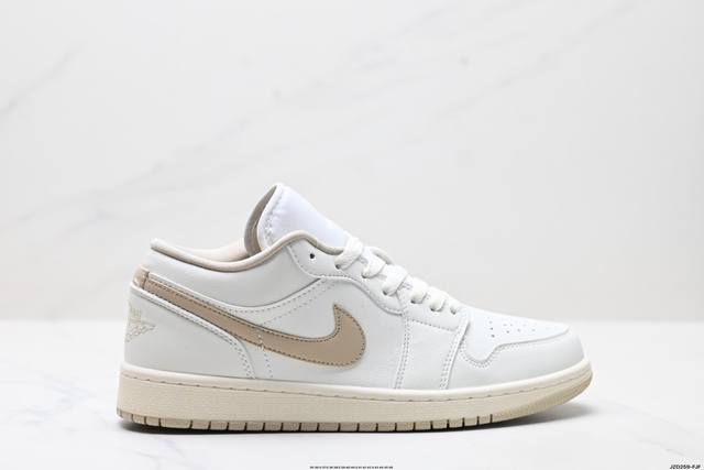 公司级Nike Air Jordan 1 Low Se Aj1乔1低帮休闲板鞋 同步官方配色 官方货号:Dc0774-112 尺码:36 36.5 37.5 3