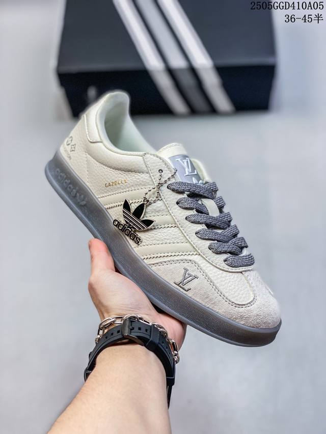 公司级Adidas Originals Gazelle Indoor Indoor Lv T头鞋 防滑耐磨轻便 低帮 板鞋 男女同款 白红情人节 以柔软的皮革鞋