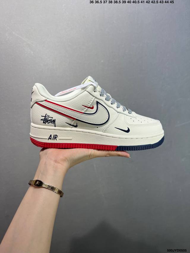 公司级Nike Air Force 1 Low 联名 原楦头原纸板 打造纯正空军版型 专注外贸渠道 全掌内置蜂窝气垫 原盒配件 原厂中底钢印、拉帮完美 官方货号