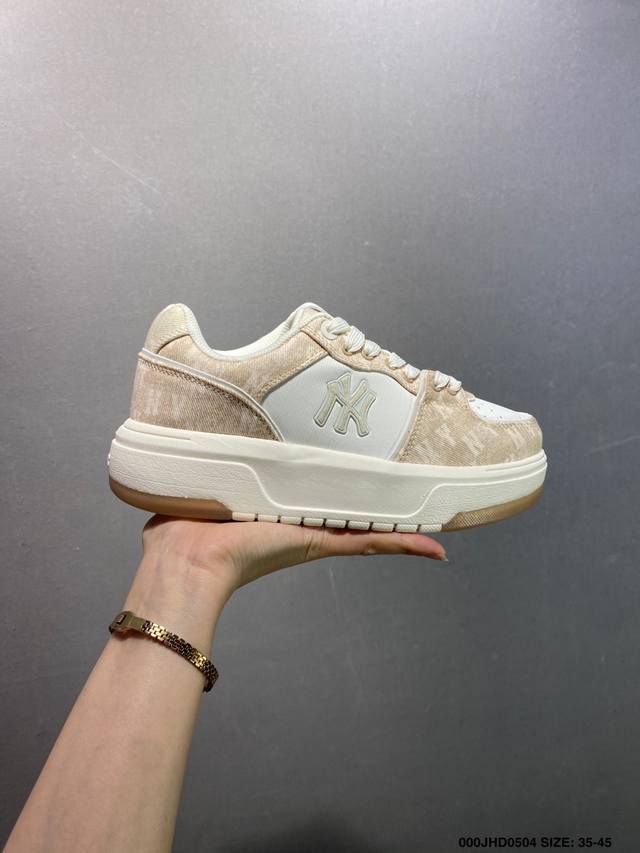 公司级Mlb Chunky Classic Embo Monogram 人气单品 学长鞋系列低帮老爹风轻量增高厚底百搭休闲运动慢跑鞋高级街头休閒品牌Mlb公开了