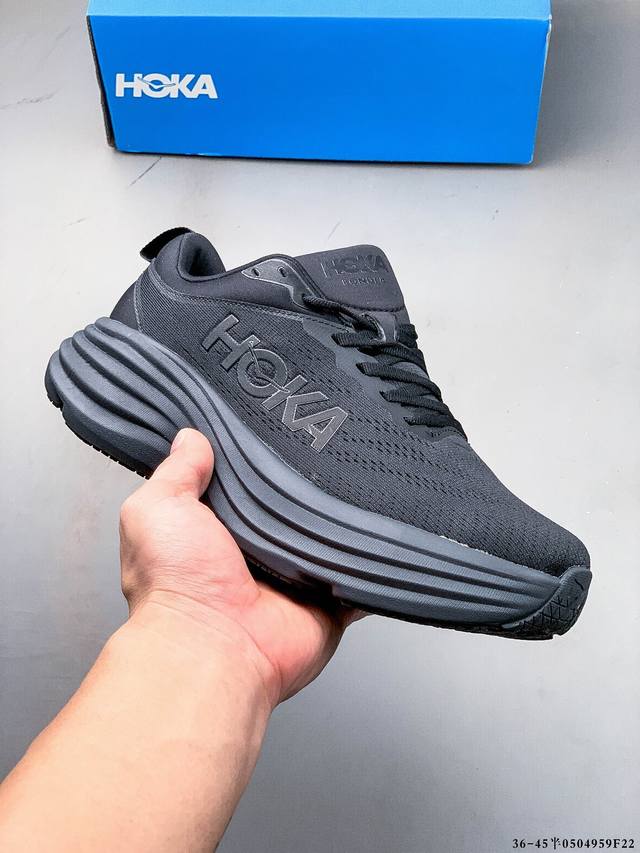 集图 Hoka One One M Bondi 8 低帮跑步鞋 Bondi在本季向前迈出了大胆的一步，采用更柔软、更轻的泡沫和全新，的加长后跟几何形状进行了重新