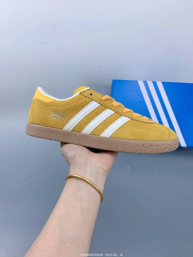 adidas Handball Spezial 三叶草手球特别版圣帕特里克节联名款 全鞋采用Yezzy500一样的皮料 进口长绒皮，特殊工艺技术 原盒包装 牛筋