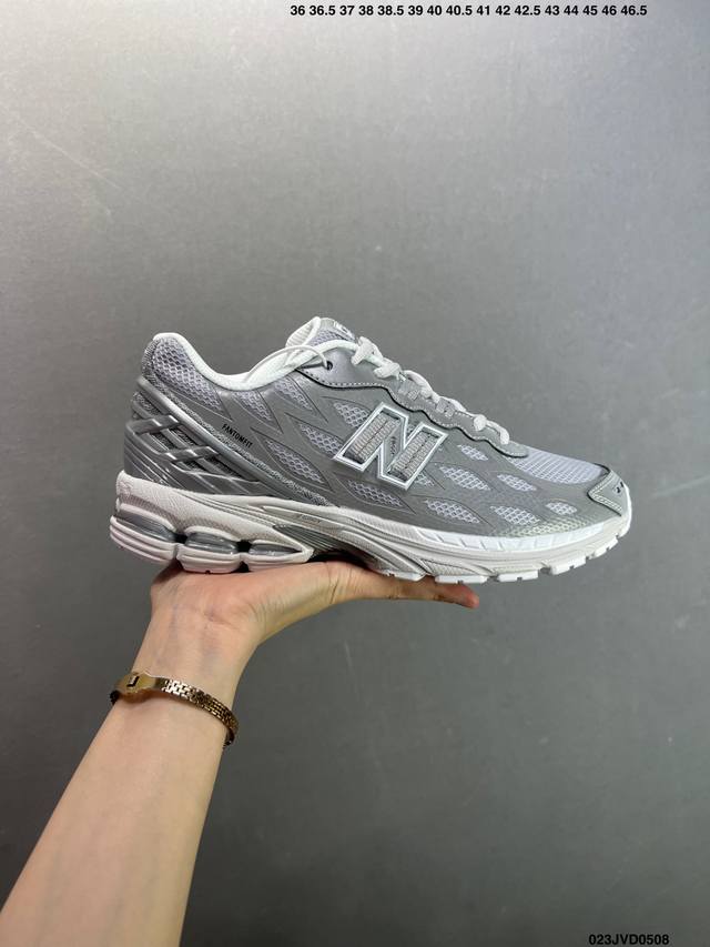 公司级New Balance M1906系列复古单品宝藏老爹鞋款 公司级版本复古元素叠加 质感超级棒 楦版型材料细节做工精细 作为Nb最经典的档案鞋型之一 与
