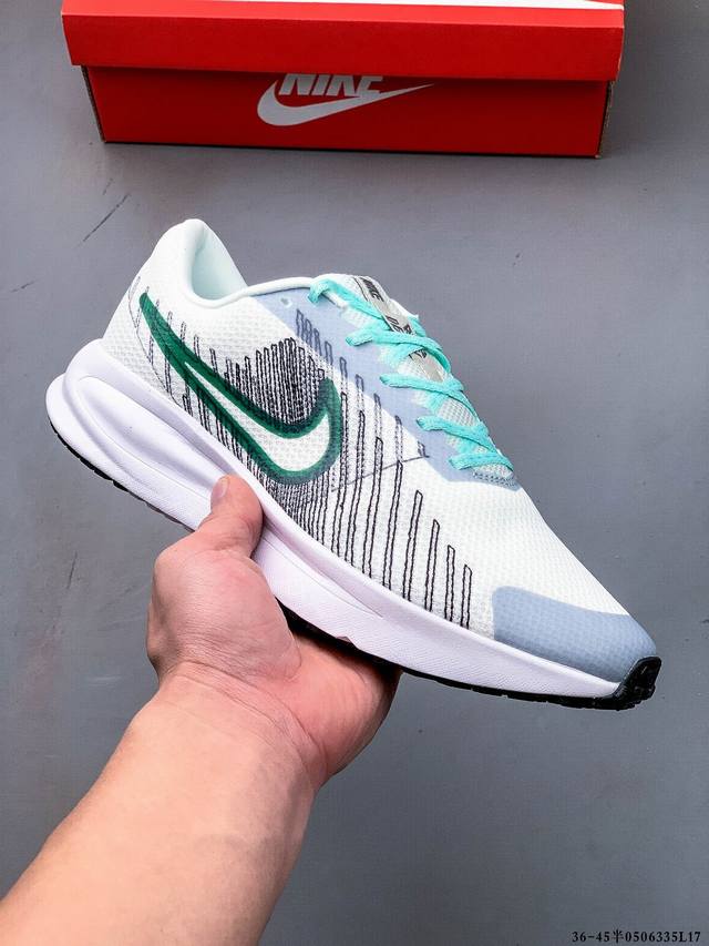 集图 Nike Air Defy Run 1 网面织物 缓震运动鞋 兼顾迅疾外观和稳固脚感 后跟覆面和中足动态支撑巧妙融合 缔造稳定顺畅的迈步体验 050633