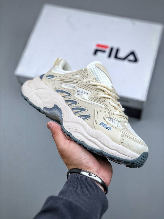 斐乐Fila Fern蕨草系列老爹风增高复古中性休闲运动慢跑鞋 升级原楦原纸版数据开发版型 采用环保太空革拼接斜纹网眼布鞋面材质 独立发泡Eva中底+耐磨橡胶外