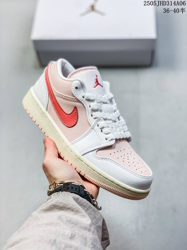 公司级Air Jordan 1 Low Aj1乔1低帮休闲板鞋 同步官方配色 官方货号:Ib8156-133 尺码:36 36.5 37.5 38 38.5 3