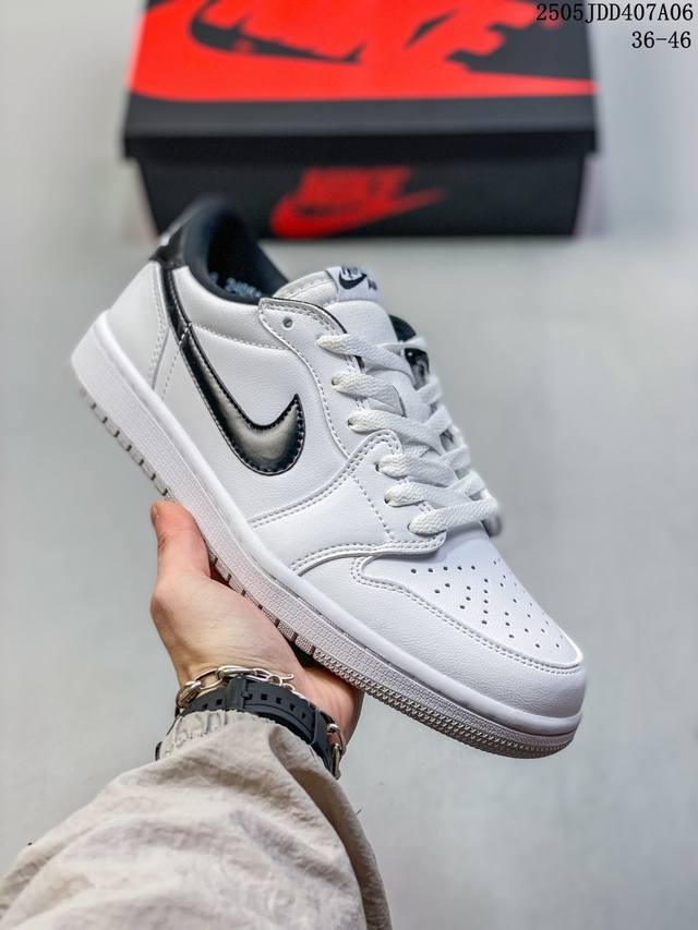 jordan Air Jordan 1 Low ’85“Metallic Black” 耐磨透气 低帮 复古篮球鞋 男款 白黑 主货号:Fb9933-102 3
