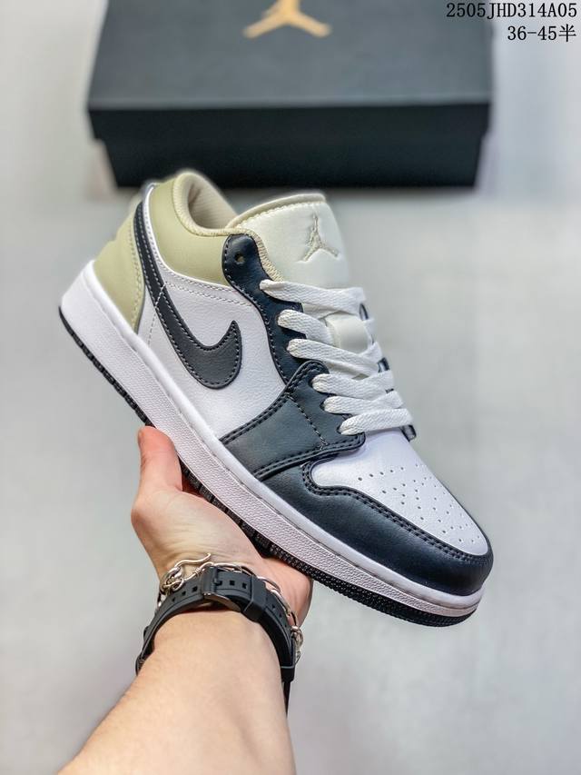 乔丹 Air Jordan 1 Low Aj1 乔1奶油白低帮文化休闲板鞋 553558 153 码数：36 36.5 37.5 38 38.5 39 40 4