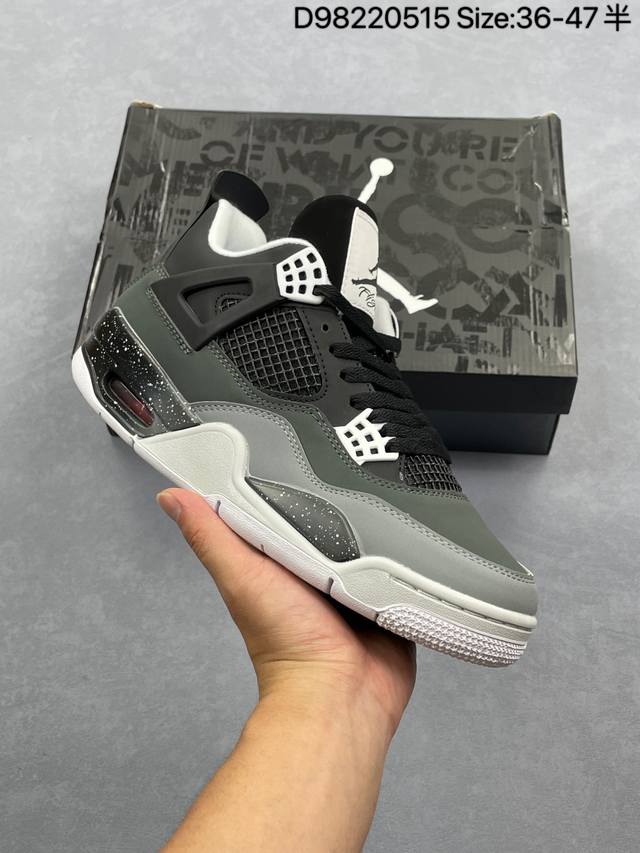 air Jordan 4 Retro Pear Pack 复刻 恐惧限定 黑白 Aj4 乔丹4代 Aj4 乔4 黑白 奥利奥 乔丹篮球鞋系列 鞋面以皮质和尼龙网