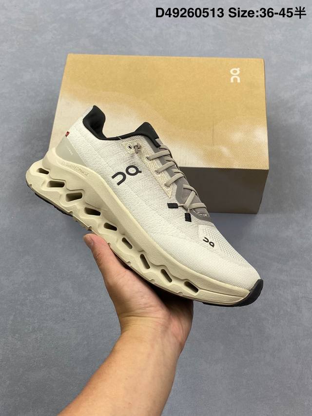on昂跑 Cloudtilt Loewe 户外街头机能风跑步鞋 蛇年限定 Cloud Hi Edge户外机能融合街头潮流 越界开启全新都市探索 Cloudtec