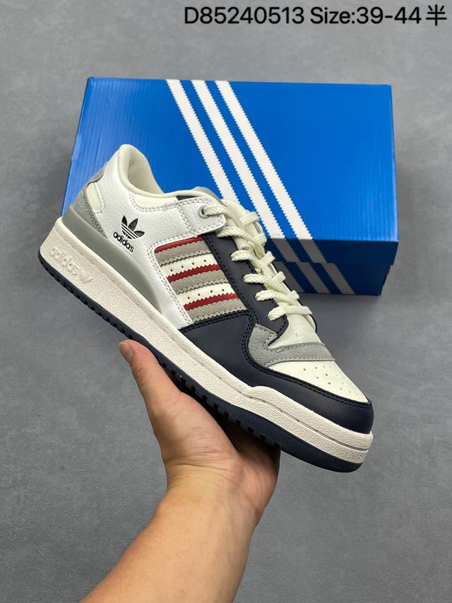 真标Adidas Forum Low Cl三叶草低邦 经典魔术贴复古板鞋 男女潮流头层皮休闲鞋 原楦原数据开发 采用牛培皮革材质 全头层皮鞋面 原盒原标 专供外