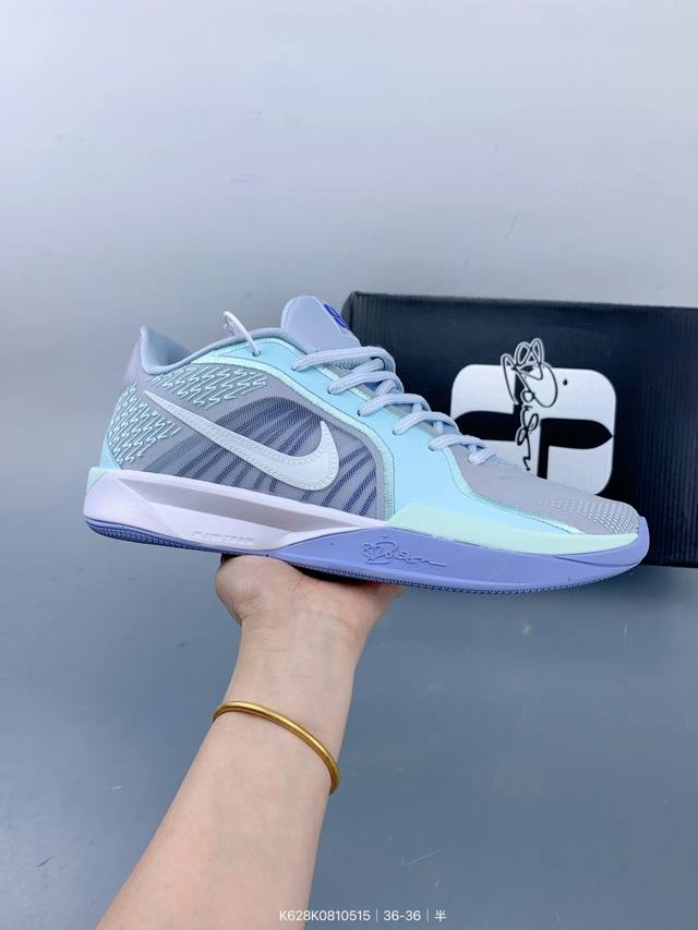 纯原 Nike Sabrina 2 萨布丽娜二代签名减震防滑低帮篮球鞋 革新登场颠覆革新出货 Size：如图 编码：K628K0810515