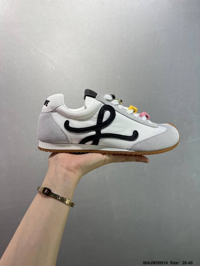 公司级罗意威Loewe Ballet Runner Sneakers 芭蕾舞 系列阿甘复古风德训薄底百搭休闲运动鞋 市面最高性价比 实体平台跑量 主打推荐好货