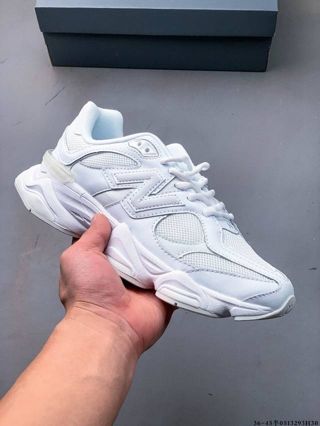 new Balance 又带来了新鞋型 9060 ，并且是与芝加哥街头品牌 Joe Freshgoods 的联名款。鞋身主体采用了类似 990 系列的设计风格，