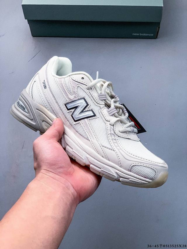 new Balance Nb740 英产 轻便复古休闲运动跑步鞋 全鞋身以网格布作为基地，在细节部分以皮革作为辅助添加，流线感很强。外形和New Balace