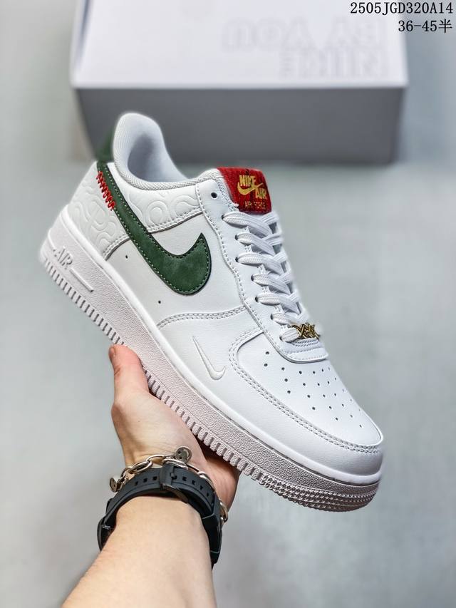特价Nike Air Force 1 ‘07 Low 原楦头原纸板 打造纯正空军版型 #专注外贸渠道 全掌内置蜂窝气垫 #原盒配件 原厂中底钢印、拉帮完美 官方