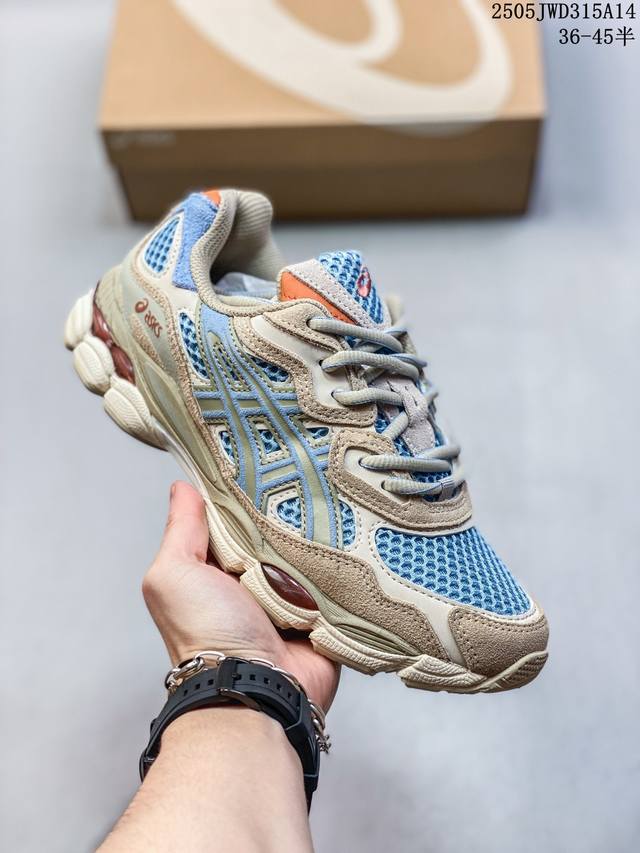 asics 亚瑟士透气网眼鞋面配合部分合成革材质 采用全新Ahar+橡胶材质,更加耐磨日本专业跑鞋品牌 Asics 亚瑟士 Tiger Gel-Nyc户外越野休