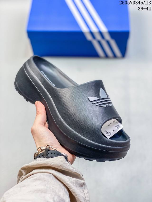 36-45 Adidas 阿迪达斯 超轻耐磨一体式Md泡沫鞋身，内嵌厚实内嵌欧索莱环保鞋垫，半包覆鞋面组合弹力厚底 阿迪达斯Adidas Adifom Stan